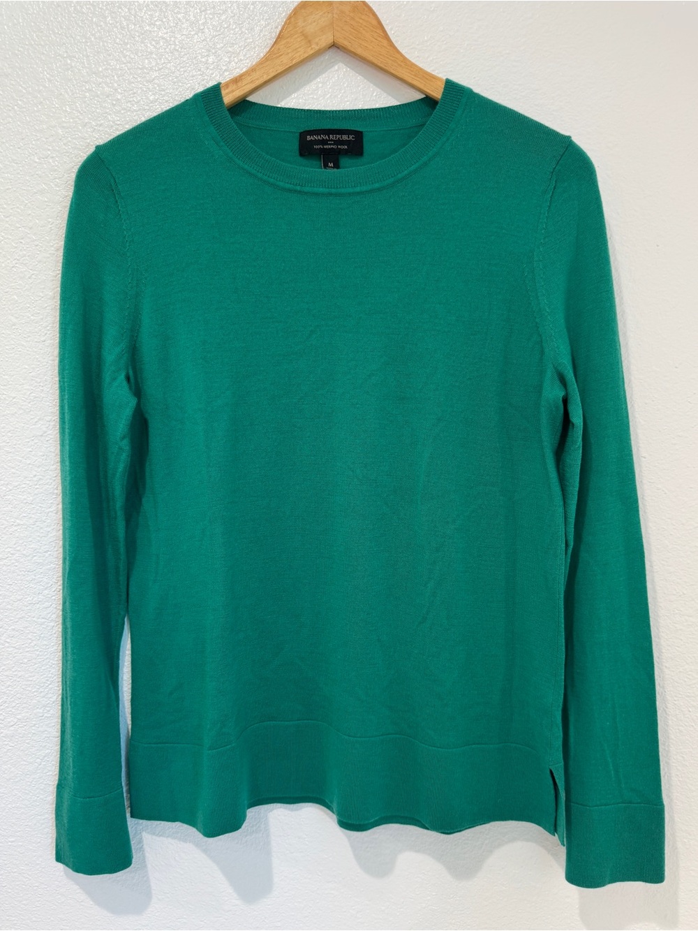 Banana Republic Emerald Green 100% Merino Wool Sweater Crewneck Preppy Knit M